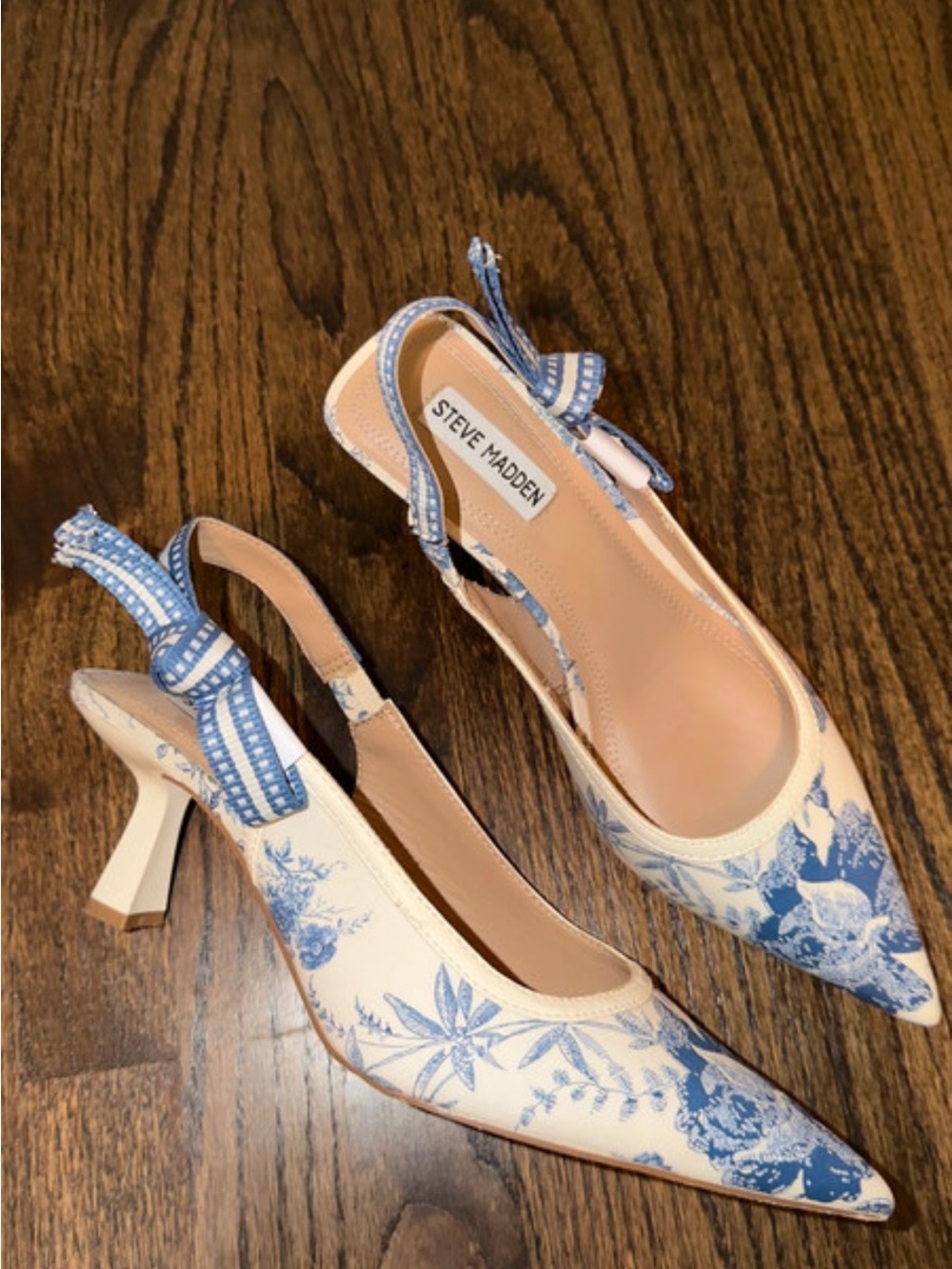 Steve Madden Blue & White Dior style Printed Slingback Kitten Heels size 9